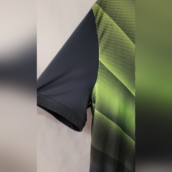 Fila Sport Men's Golf Athletic Fit Black and Green Shirt - Picture 4 of 8